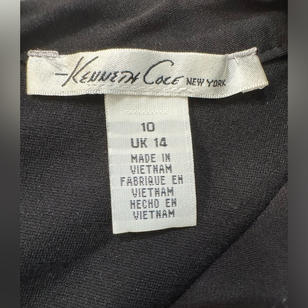 Kenneth Cole Black Wrap Dress - Size 10 Great work/dinner party dress - Picture 4 of 5
